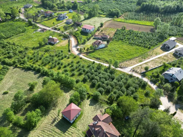 In Hendek Sarıyer 8735m² baureifes Grundstück zu verkaufen — görsel 2