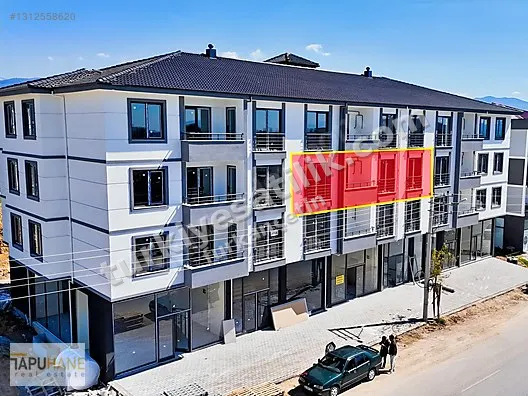 TAPUHANEDEN SIFIR ARA KAT 2+1 DAİRE EVEBEYN BANYOLU